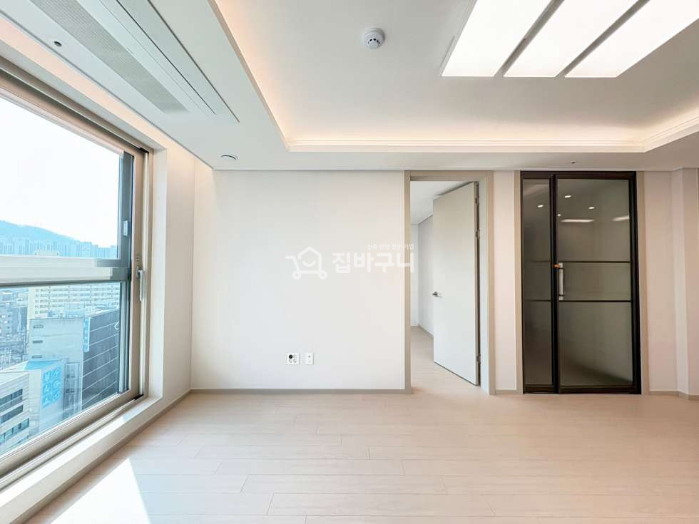 서울 은평구 역촌동 ♡응암역 초역세권! 깔끔한 인테리어에 이마트도 근접! 신혼부부 추천 매물♥ 분양 매물번호 13336 사진 2