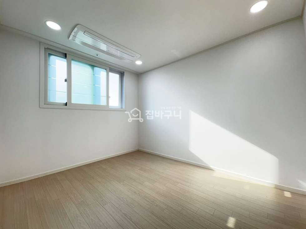 서울 관악구 신림동 ▲쾌적한 거실과 따뜻한 채광의 신림동 풀옵션 2룸 빌라▼ 분양 매물번호 13327 사진 7