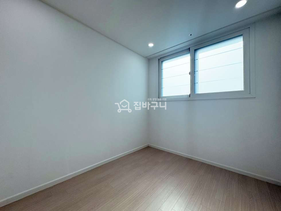 서울 관악구 신림동 ▲쾌적한 거실과 따뜻한 채광의 신림동 풀옵션 2룸 빌라▼ 분양 매물번호 13327 사진 8