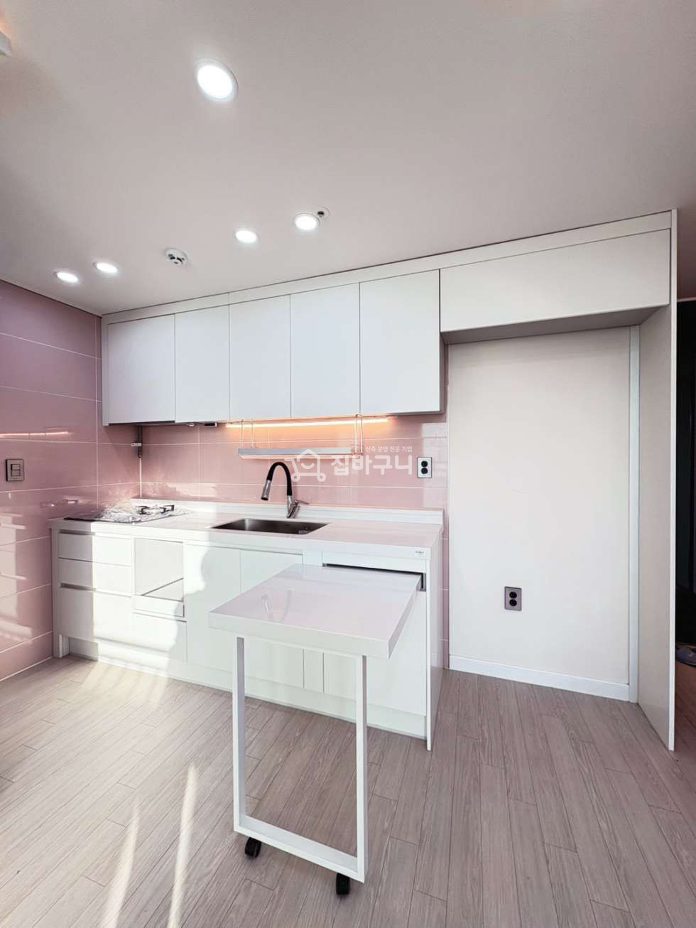 서울 관악구 신림동 ☆서울대벤처타운 인근 3룸 신축 아파트, 풀옵션 완비 및 우수한 학군·생활인프라★ 분양 매물번호 13317 사진 4