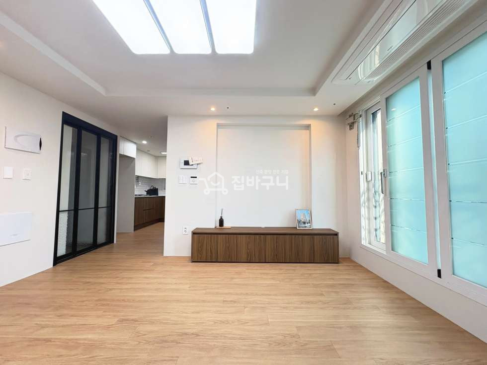 서울 관악구 신림동 ♠초 학세권! 자녀 교육환경 걱정없는 신림동 인프라도 좋은 3룸 ♣ 분양 매물번호 13316 사진 4