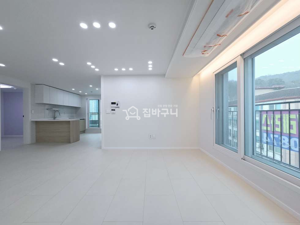 경기 수원장안구 조원동 테라스가 있는 학세권 신축 매물★동수원IC 까지 차량으로 9분! 분양 매물번호 13283 사진 2