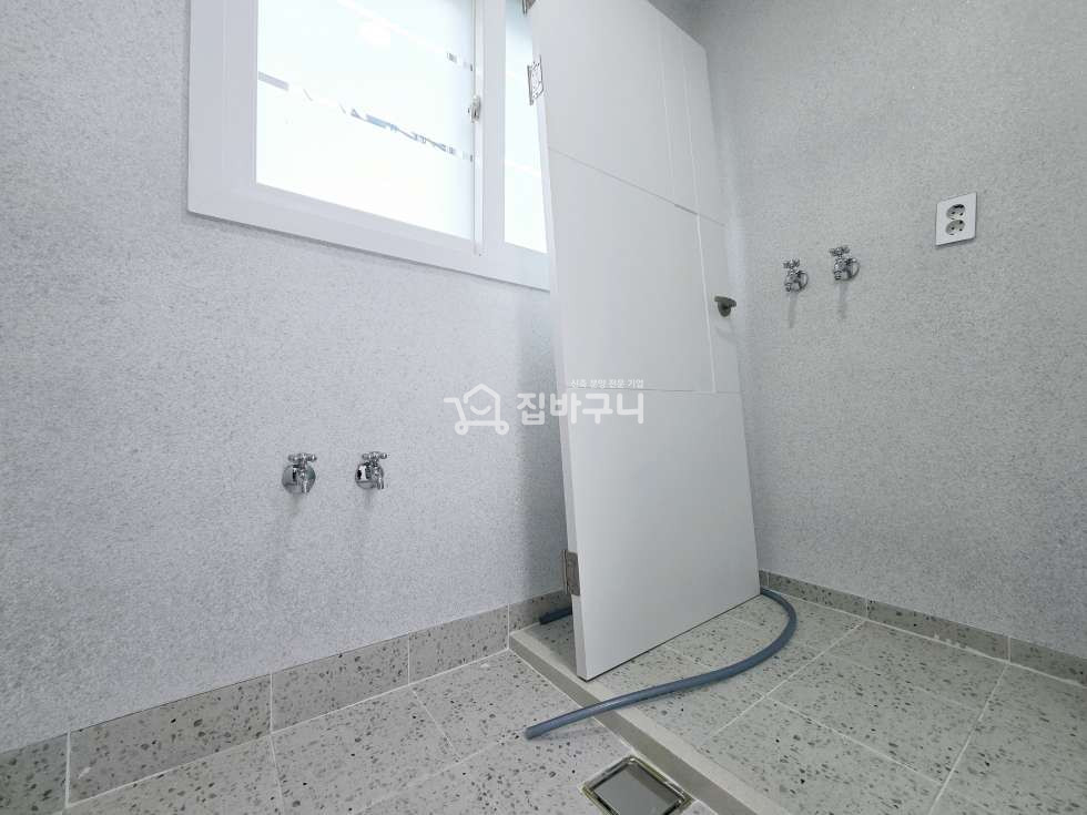경기 수원장안구 조원동 홈플러스 인접! 우수한 학군밀집 과 함께하는 깔끔한 신축 투룸 빌라! 분양 매물번호 13281 사진 8