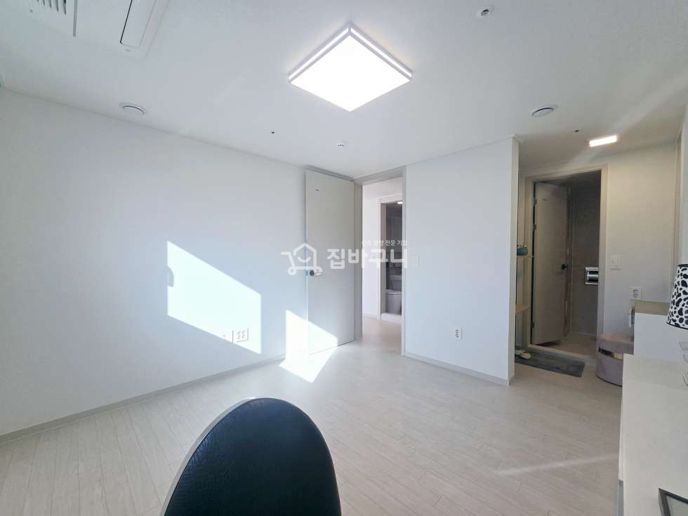 경기 의정부시 호원동 채광 좋은 호원동 복층 4룸, 욕실3개+베란다 구조의 실속있는 신혼의 꿈집 분양 매물번호 13268 사진 6