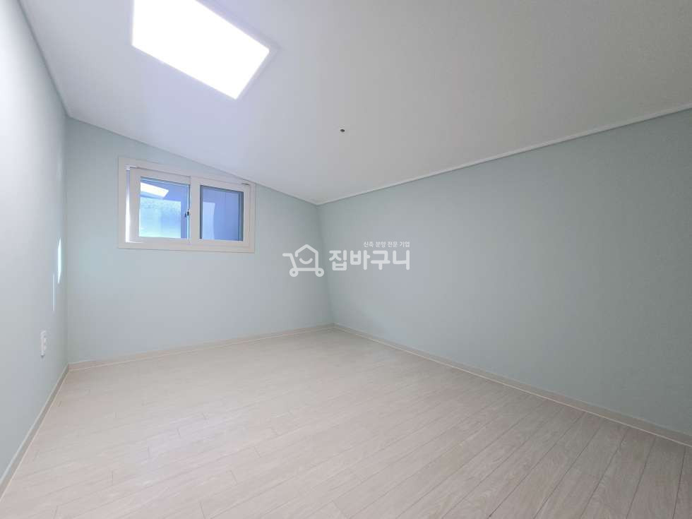 경기 의정부시 호원동 채광 좋은 호원동 복층 4룸, 욕실3개+베란다 구조의 실속있는 신혼의 꿈집 분양 매물번호 13268 사진 17
