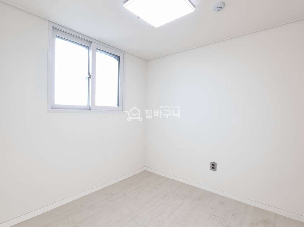 경기 부천원미구 원미동 공간 활용하기 좋은 넓찍~한 신축빌라 ! 5룸+테라스의 복층 매물★ 분양 매물번호 13252 사진 24