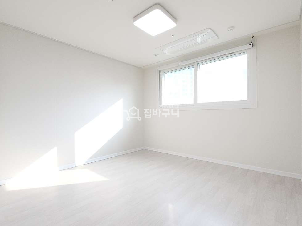 경기 수원팔달구 지동 광교 신축 럭셔리하우스! 우수학군 수원 도시형아파트 3룸~ 분양 매물번호 13196 사진 8