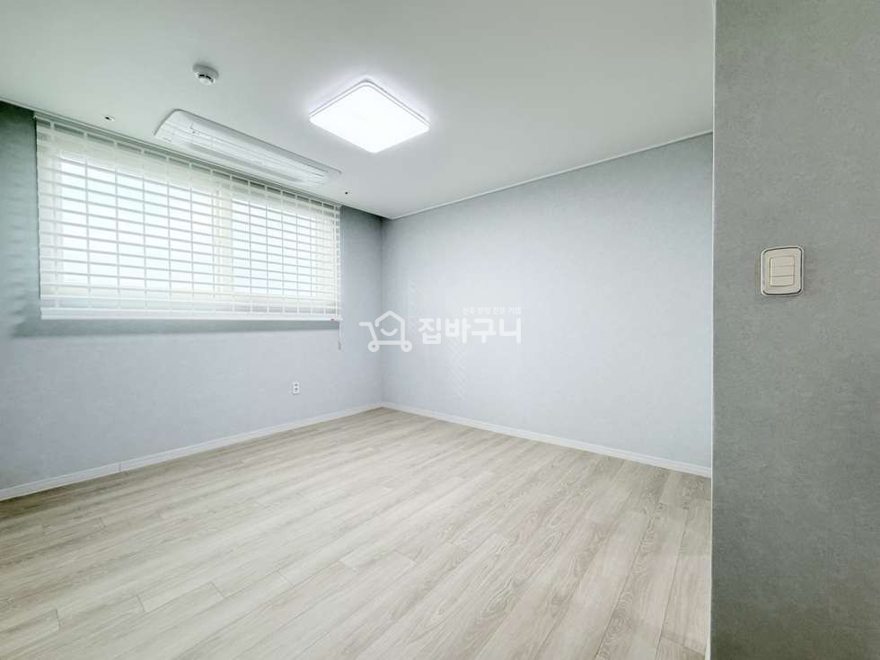 서울 서대문구 연희동 연세대·이대 생활권! 계단형 천장 프리미엄 인테리어까지! 풀옵션 신축빌라 3룸~ 분양 매물번호 13195 사진 8