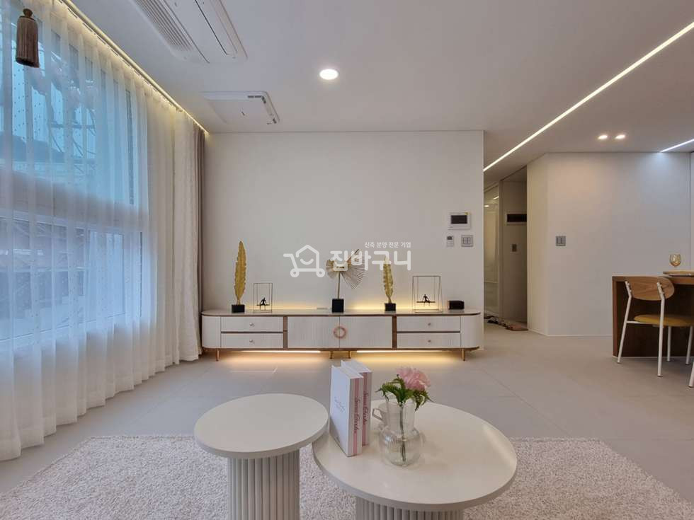 서울 중구 필동2가 [충무로역 도보6분] 고급스러운 3룸빌라 *2룸,3룸,테라스 구조 다양 분양 매물번호 12177 사진 1