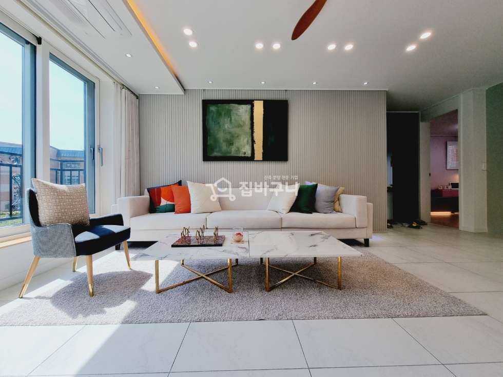 경기 화성효행구 매송면 원평리 매송초등학교 도보1분! 탁트인 조망권 고급자재만 이용한 넓은 4룸 분양 매물번호 12161 사진 5