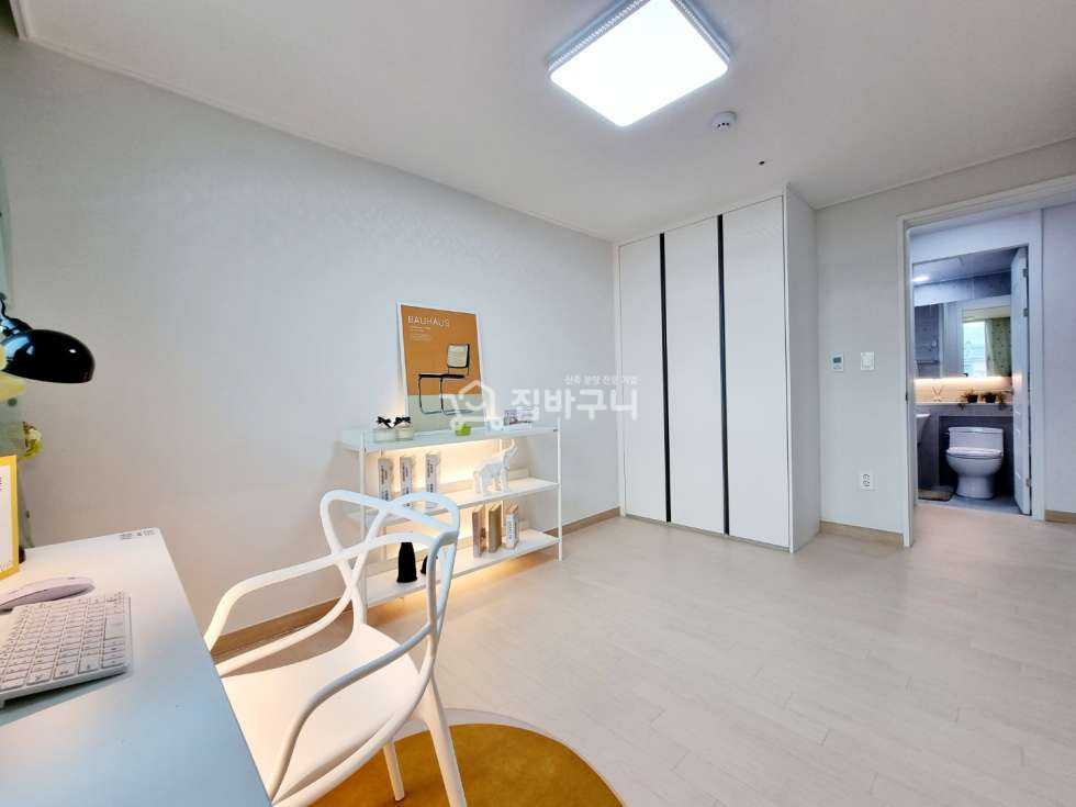 인천 미추홀구 문학동 문학동 펜트리, 베란다2 수납공간 많은 쓰리룸[드레스룸 有] 분양 매물번호 12215 사진 10
