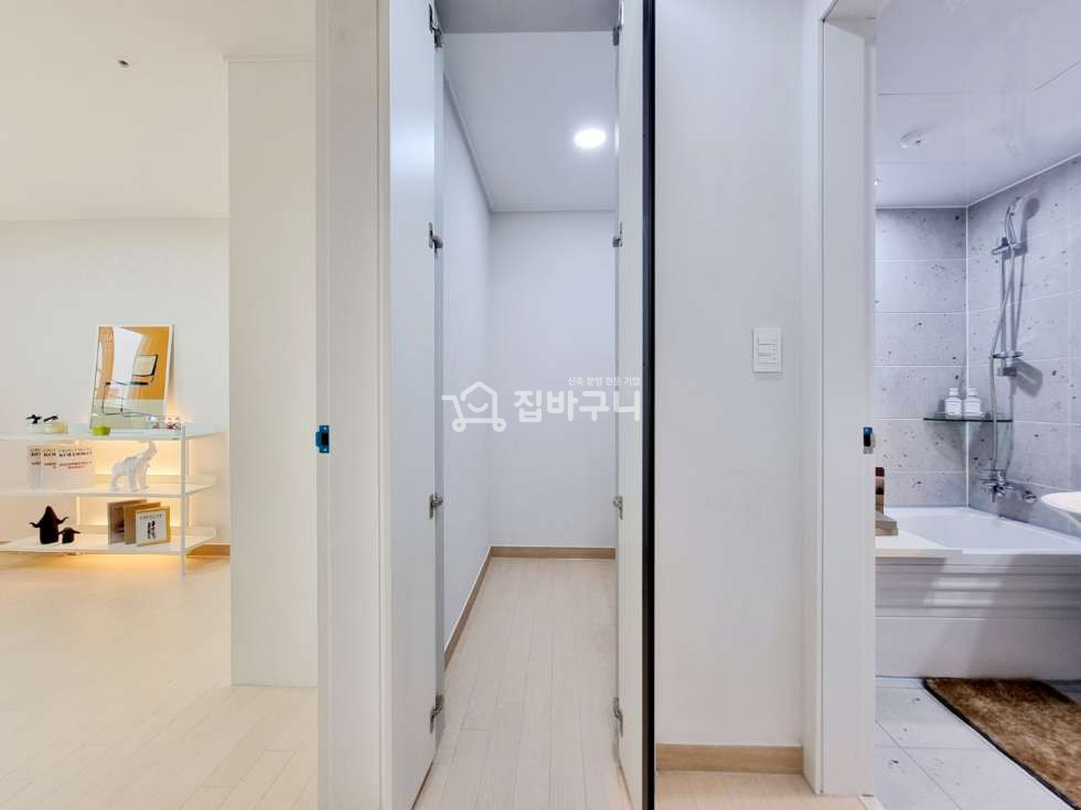 인천 미추홀구 문학동 문학동 펜트리, 베란다2 수납공간 많은 쓰리룸[드레스룸 有] 분양 매물번호 12215 사진 13