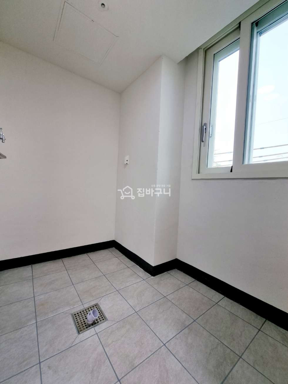 인천 미추홀구 문학동 문학동 펜트리, 베란다2 수납공간 많은 쓰리룸[드레스룸 有] 분양 매물번호 12215 사진 14