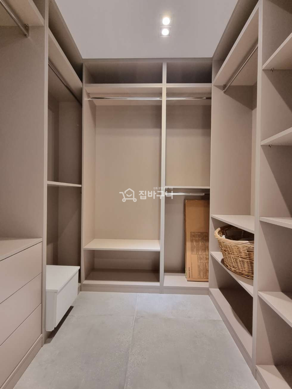 경기 광주시 초월읍 산이리 트랜디한 인테리어의 광주 타운하우스[구조다양] 분양 매물번호 12208 사진 12