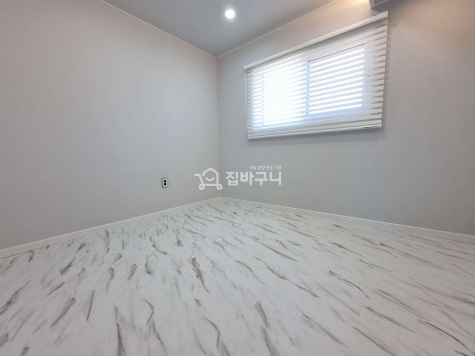 경기 화성만세구 장안면 사곡리 3층 건물/화성 정원 넓은 타운하우스[방4 욕실3 +다락방] 분양 매물번호 12200 사진 22
