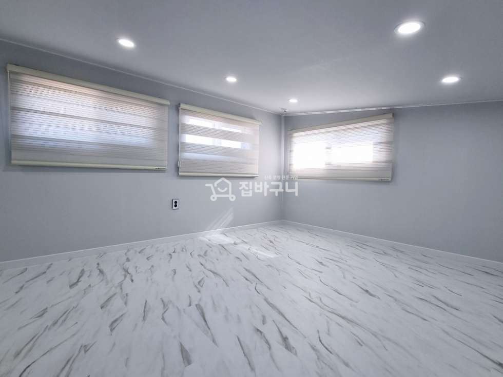 경기 화성만세구 장안면 사곡리 3층 건물/화성 정원 넓은 타운하우스[방4 욕실3 +다락방] 분양 매물번호 12200 사진 24