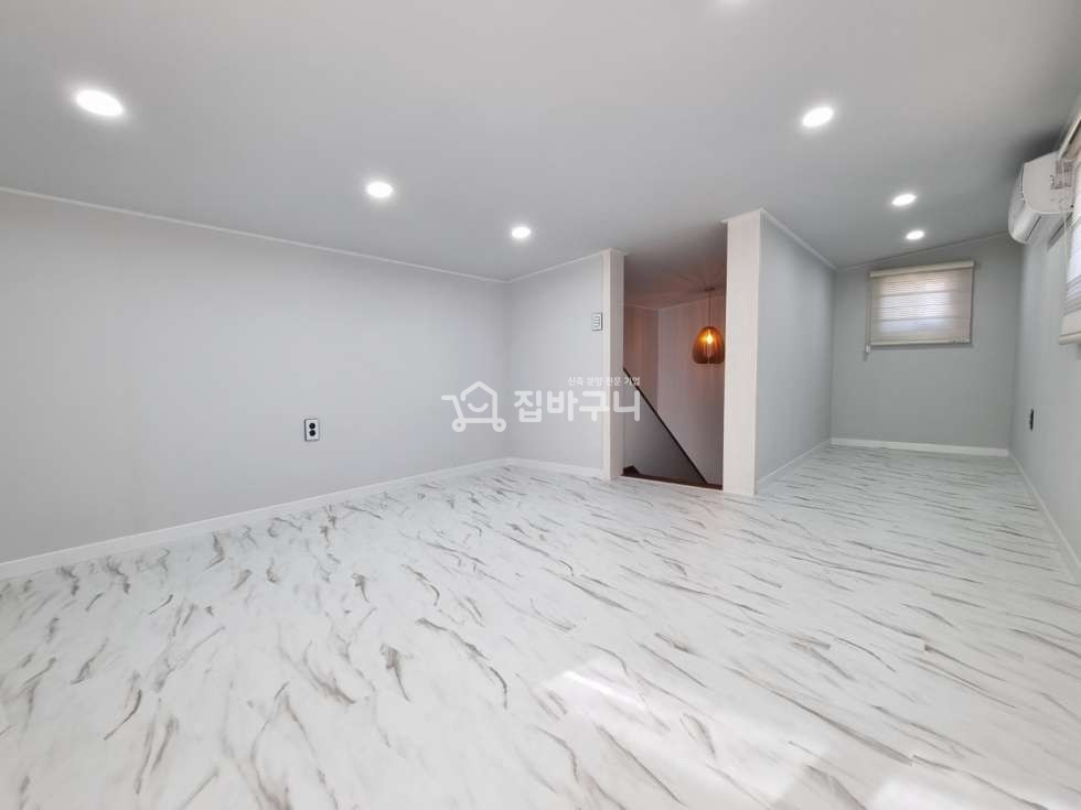경기 화성만세구 장안면 사곡리 3층 건물/화성 정원 넓은 타운하우스[방4 욕실3 +다락방] 분양 매물번호 12200 사진 25