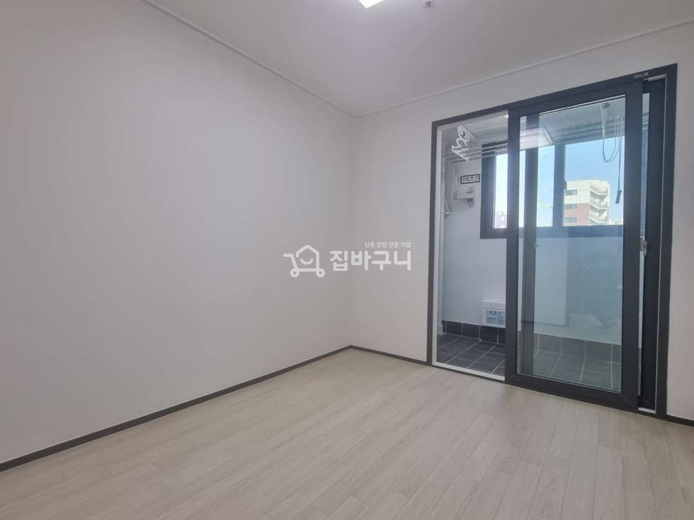 경기 안양만안구 안양동 [안양역 도보10분] 투룸, 쓰리룸 주차공간 넓은 도시형아파트 분양 매물번호 12227 사진 11