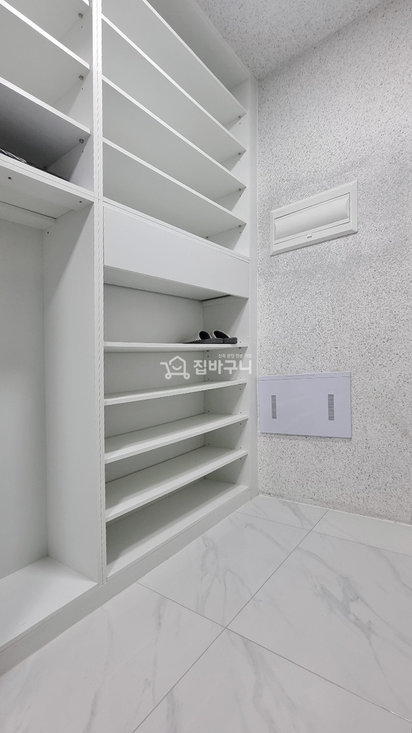 경기 파주시 금촌동 단독 테라스/복층세대 [거실2 방4 욕실2 테라스3] 분양 매물번호 12254 사진 26