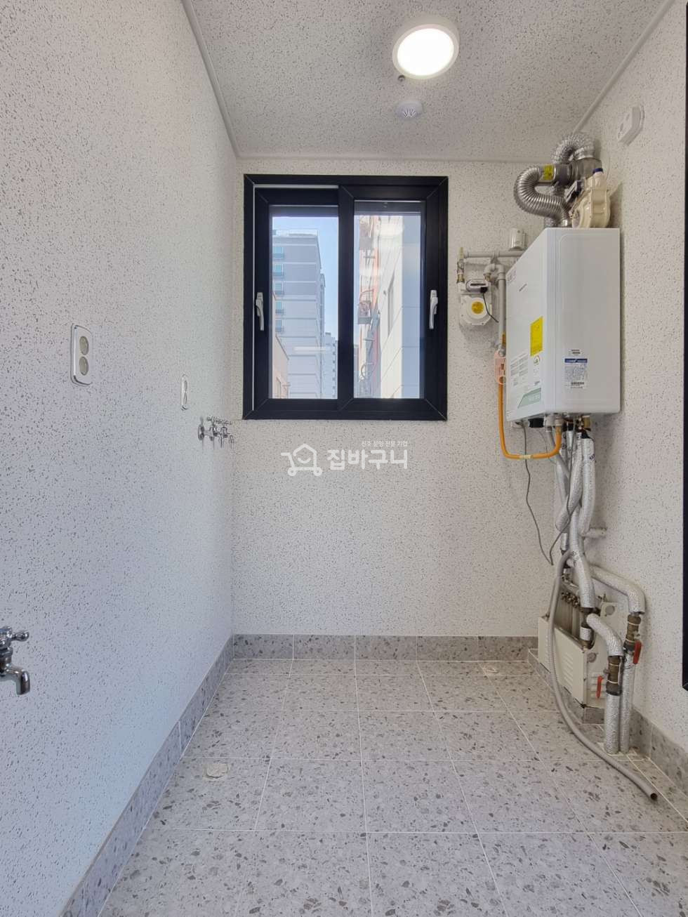 경기 안양만안구 안양동 넓은 테라스! 안양신축 복층 주상복합 강력 추천 매물! 분양 매물번호 13169 사진 12