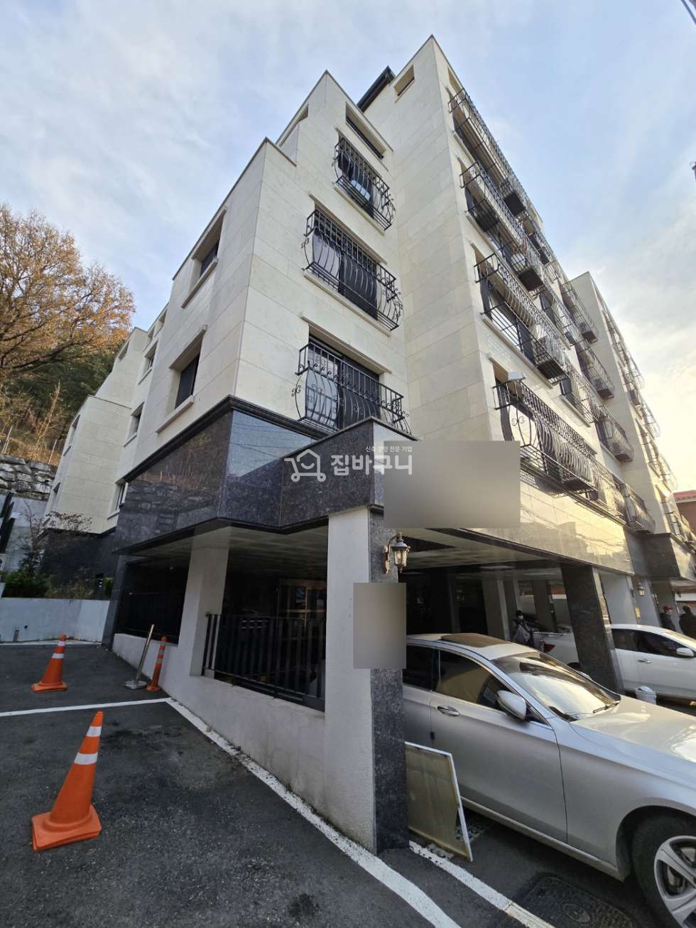 서울 관악구 신림동 서울 신축 빌라♠도보 5분 초,중,고♠ 조용하고 맑은 공기의 산세권 3룸 분양합니다. 분양 매물번호 13142 사진 1