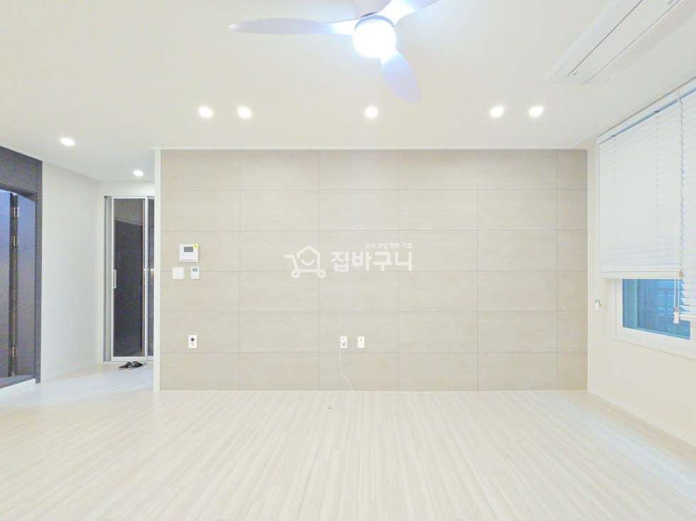 경기 평택시 지산동 ♣자연과 어우러진 조화♣ 평택 신축빌라 3룸! 자주식 주차ok 에어컨, 식기세척기, 실링팬 옵션ok 분양 매물번호 13061 사진 3