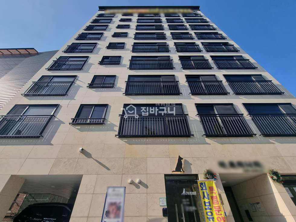 서울 서대문구 남가좌동 ▶역세권, 산뷰, 광폭거실◀서울신축빌라, 빌트윈냉장고, 오븐, 에어컨 有 분양 매물번호 13026 사진 1