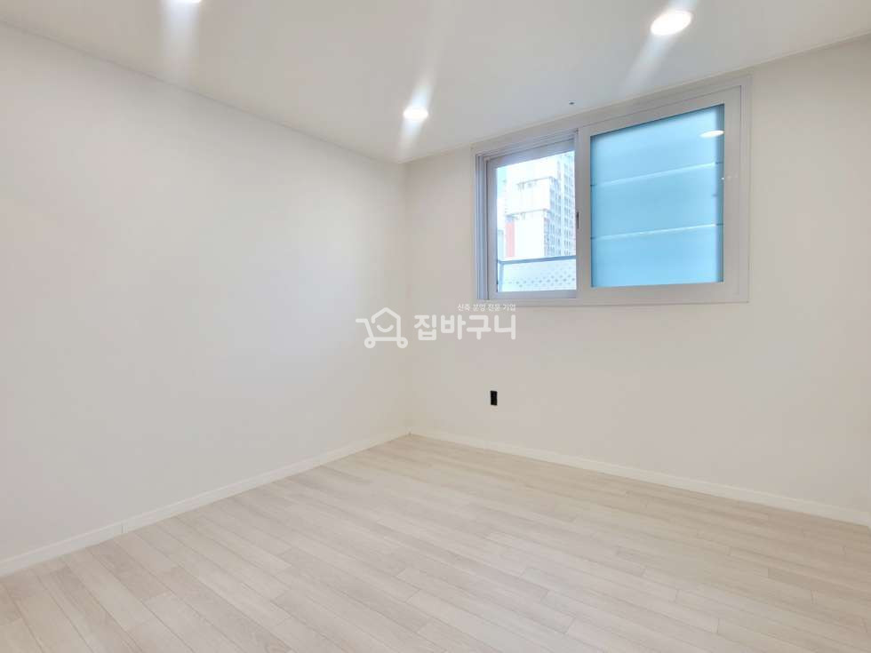 서울 영등포구 대림동 ♣역세권~서울신축빌라 3룸+야외테라스♣ 무상 옵션有 (에어컨,세탁기,냉장고 등) 분양 매물번호 12987 사진 9