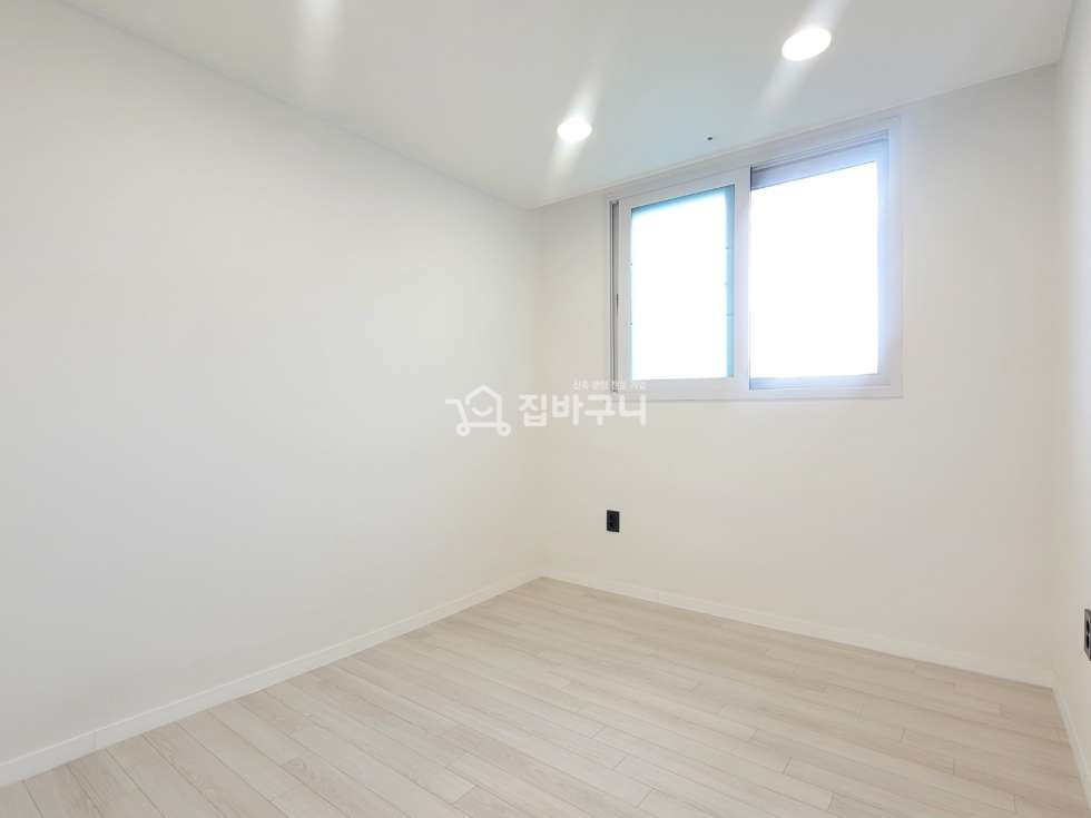 서울 영등포구 대림동 ♣역세권~서울신축빌라 3룸+야외테라스♣ 무상 옵션有 (에어컨,세탁기,냉장고 등) 분양 매물번호 12987 사진 10