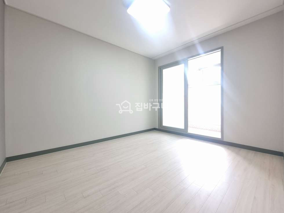 인천 미추홀구 주안동 [적극추천] 인천 2룸+넓은베란다 ◆신축 분양중◆ 넓은주방~거실 구조입니다. 분양 매물번호 12951 사진 4
