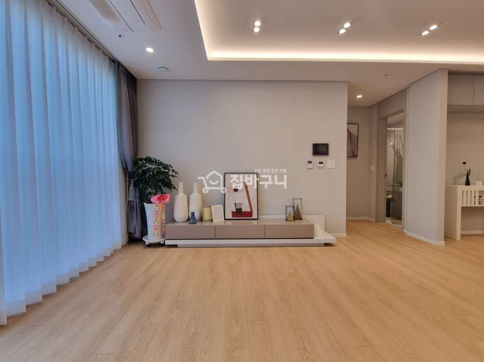 서울 강동구 천호동 천호동 3베이구조 33평형 3룸 / 복층,테라스세대有 분양 매물번호 12284 사진 2