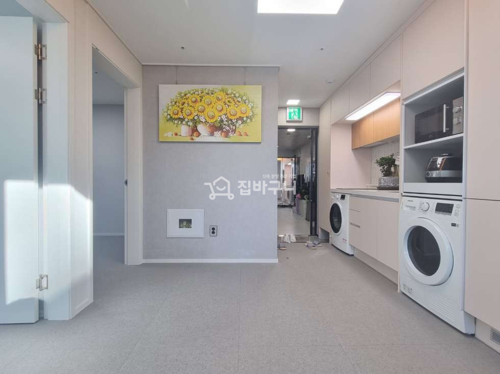 서울 금천구 독산동 세탁기,건조기,냉장고까지 풀옵션! 독산역 인근 투룸 도시형아파트 분양 매물번호 12283 사진 3