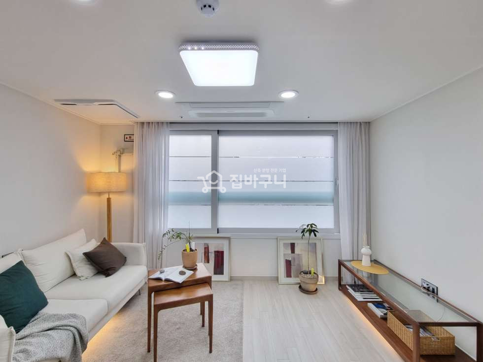 서울 영등포구 영등포동2가 당산역 도보 7분 역세권! 풀옵션 서울 3룸 분양 매물번호 12322 사진 1