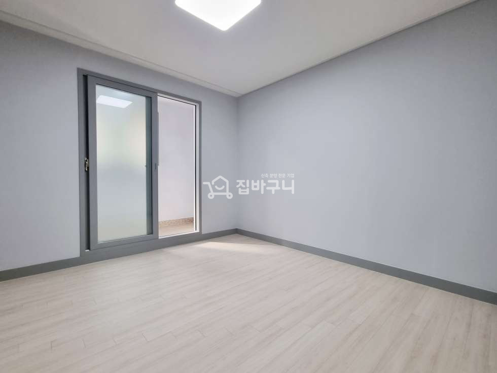 경기 시흥시 정왕동 깔끔한 인테리어와 혼자 살기 딱! 좋은 정왕 2룸 :D 분양 매물번호 12455 사진 8