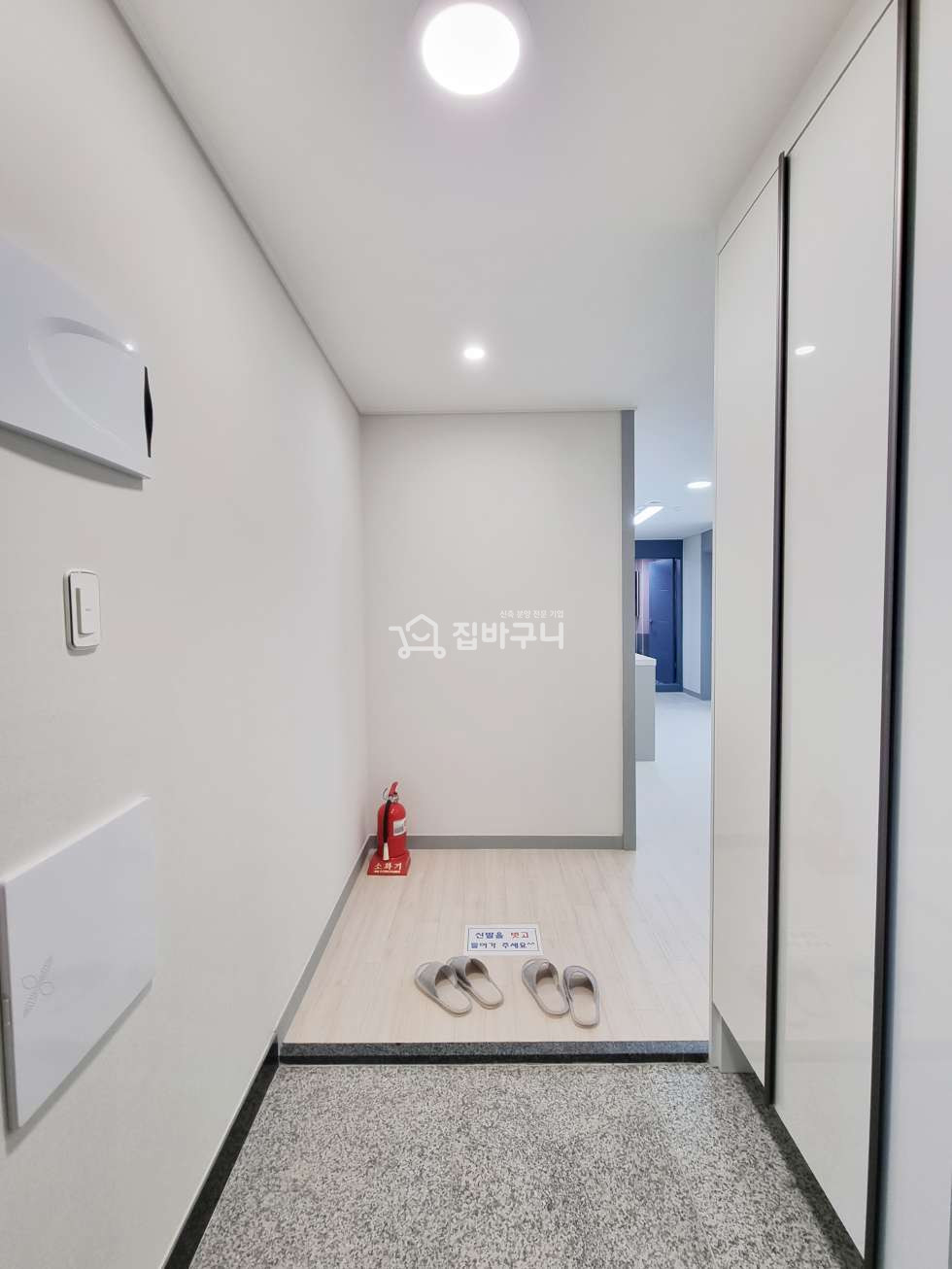 경기 시흥시 정왕동 깔끔한 인테리어와 혼자 살기 딱! 좋은 정왕 2룸 :D 분양 매물번호 12455 사진 13