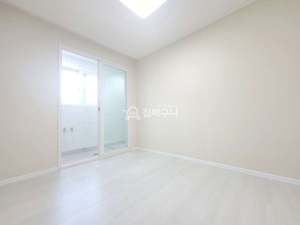 경기 수원팔달구 화서동 깔끔함의 정석! 수원역&화서역 도보 15분~ 수원 3룸 분양 매물번호 12451 사진 11