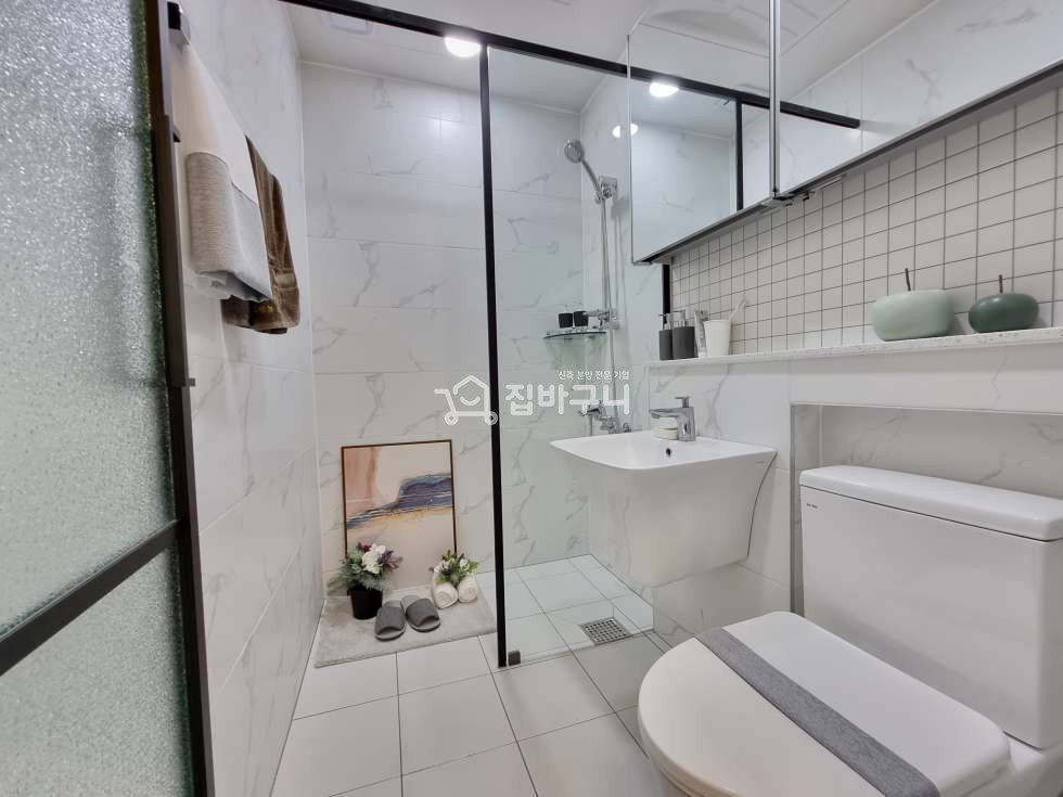 경기 수원장안구 정자동 학군 최상 인프라! 모던한 인테리어가 돋보이는 수원 3룸~ 분양 매물번호 12450 사진 9
