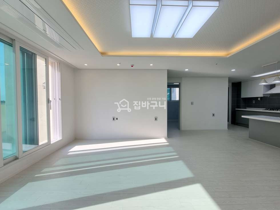 경기 부천오정구 여월동 [강추강추] 최저가 아파트! 넓은 거실이 매력적인 부천 4룸 분양 매물번호 12446 사진 1