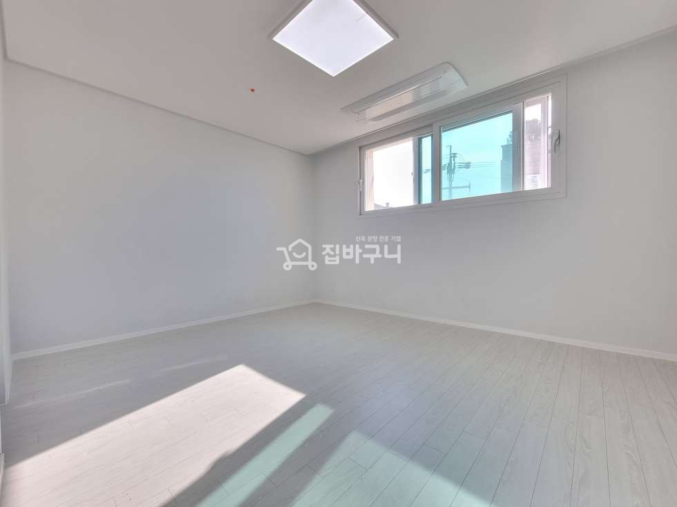 경기 부천오정구 여월동 [강추강추] 최저가 아파트! 넓은 거실이 매력적인 부천 4룸 분양 매물번호 12446 사진 8