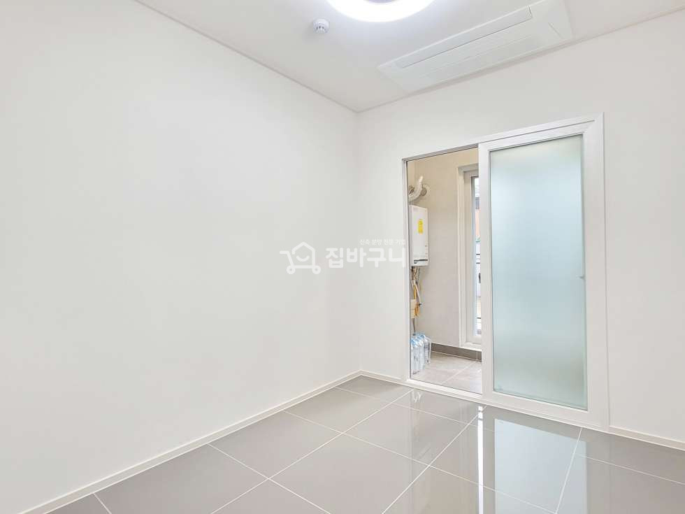 경기 수원권선구 탑동 교통과 주변환경이 우수한 풀옵션 수원 신축빌라 3룸! 분양 매물번호 12912 사진 11