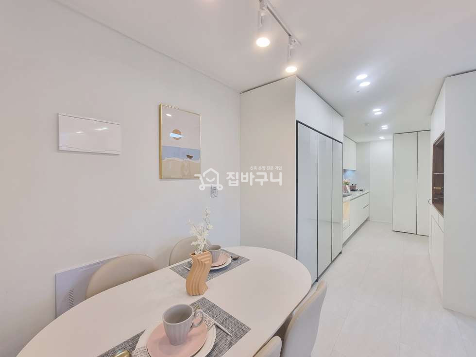 경기 수원팔달구 매산로3가 원스톱 생활 인프라 최고의 상권! 수원 3룸 분양 매물번호 12381 사진 7