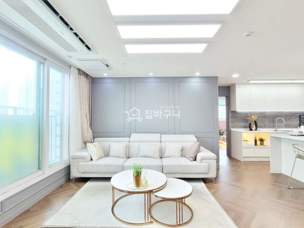 인천 미추홀구 숭의동 ■헤링본 마루 시공■ 고급스러움을 한 층 더한 인천 도시형아파트! 분양 매물번호 12909 사진 3