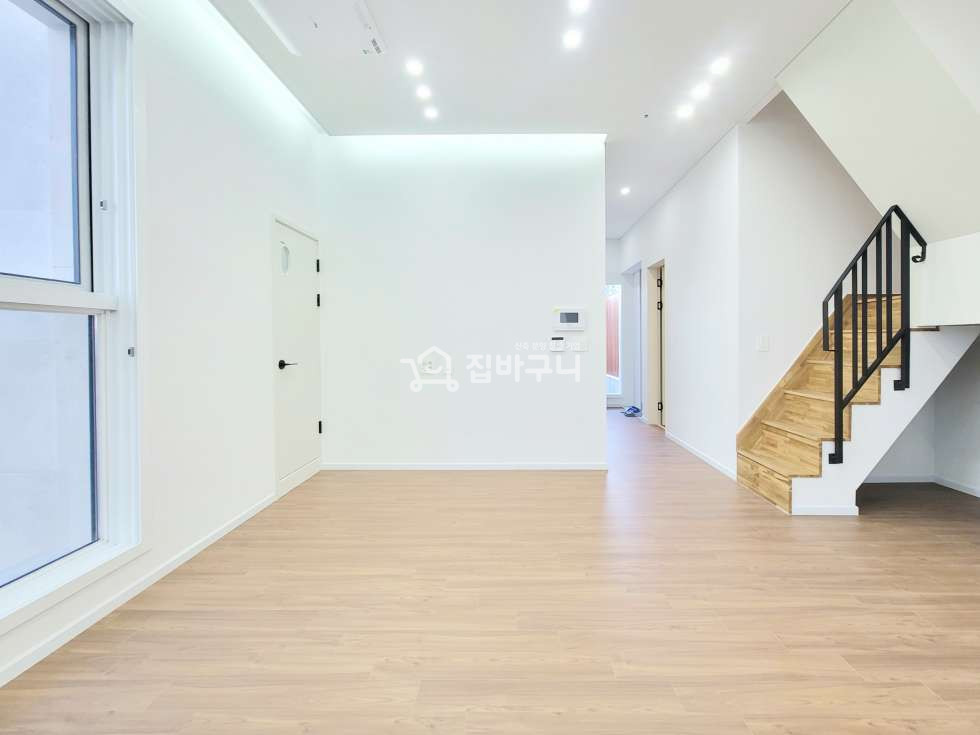 서울 광진구 군자동 테라스에서 누리는 여유~ 뻥뚫려 있어 힐링되는 나만의 공간 :) 분양 매물번호 12906 사진 7