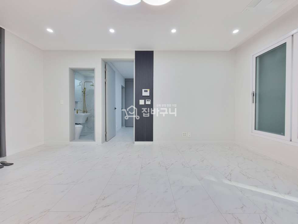 경기 안산단원구 원곡동 햇살 가득한 집을 소개합니다! 안산 4룸 분양 매물번호 12363 사진 2