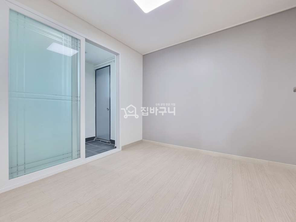 경기 수원권선구 서둔동 대리석 외관으로 고급미 뿜뿜! 친환경 자재를 이용한 수원 2룸~ 분양 매물번호 12421 사진 7