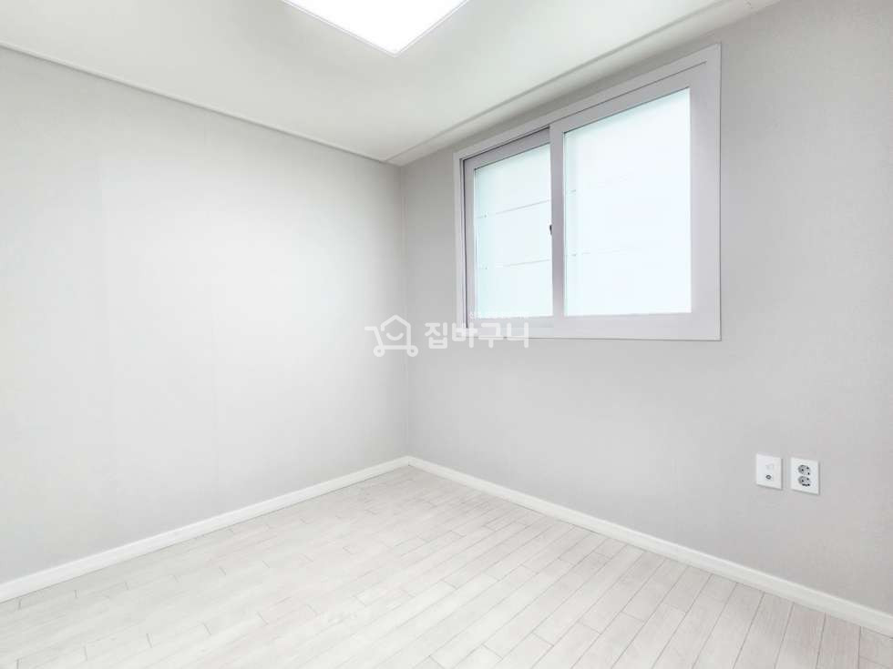 경기 수원권선구 탑동 ♣푸르른 주변환경♣ 수원 탑동 신축빌라 4룸! 분양 매물번호 12849 사진 11