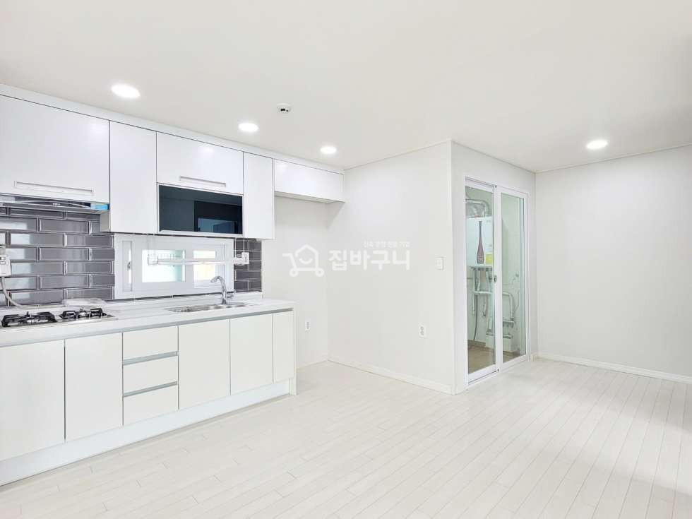경기 수원권선구 탑동 무입주 가능 & 인프라 우수한 수원 신축빌라 3룸! 분양 매물번호 12848 사진 7