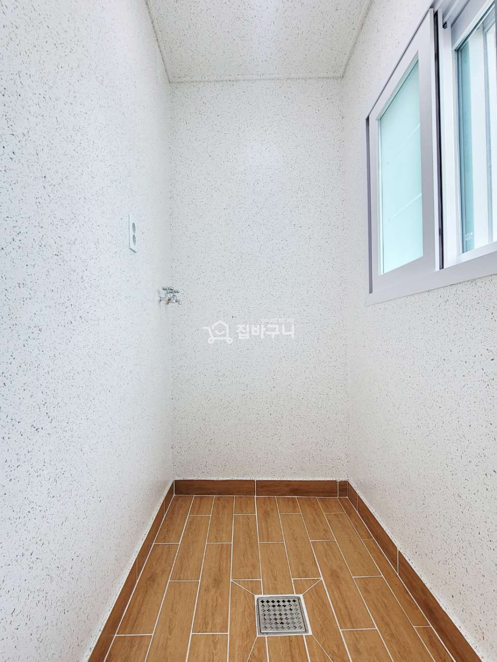 경기 수원권선구 탑동 무입주 가능 & 인프라 우수한 수원 신축빌라 3룸! 분양 매물번호 12848 사진 12