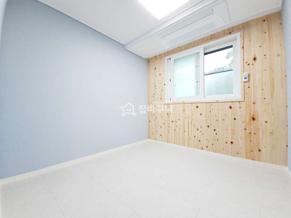 경기 안산단원구 와동 ★고급자재 시공★ 편리한 생활권! 접근성이 우수한 안산 복층 3룸~ 분양 매물번호 12843 사진 10