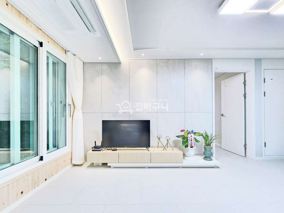 경기 안산단원구 와동 숲세권에 어울리는 편백나무의 조화로운 인테리어! 안산 3룸 분양 매물번호 12842 사진 2